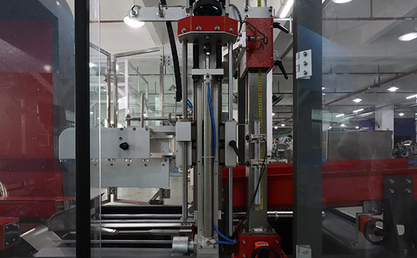 角邊全自動(dòng)封箱機(jī),封箱機(jī)設(shè)備,封箱機(jī)